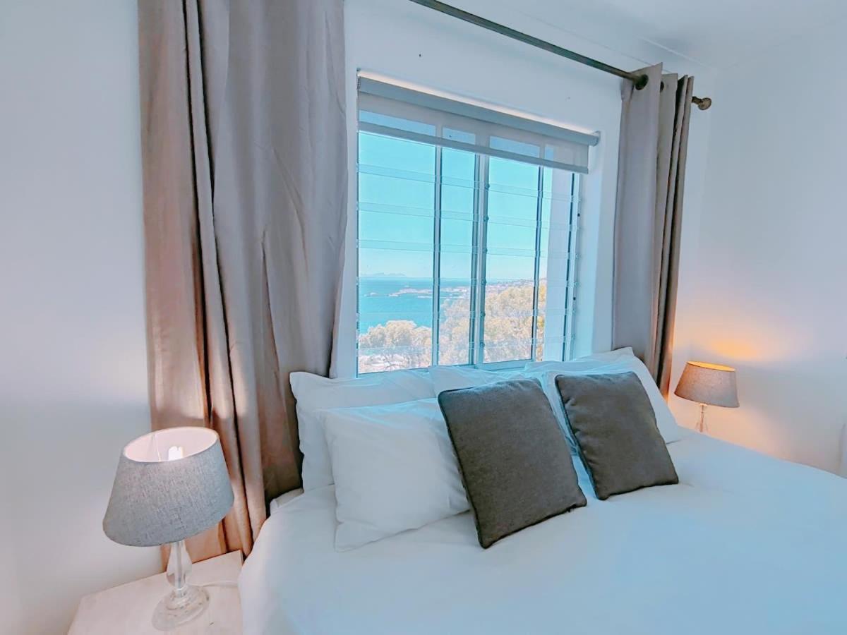 Bay Views Apartment Simonʼs Town Екстериор снимка