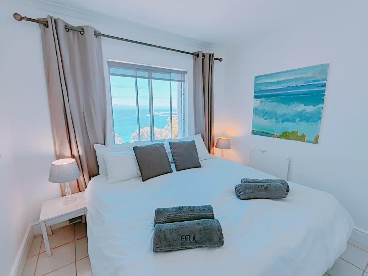 Bay Views Apartment Simonʼs Town Екстериор снимка