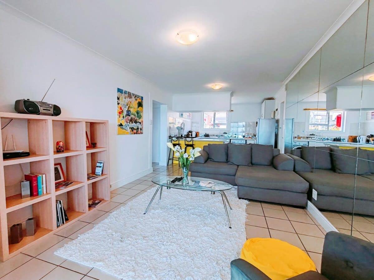 Bay Views Apartment Simonʼs Town Екстериор снимка