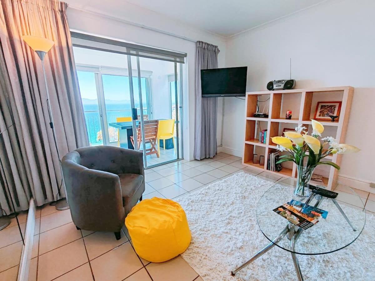 Bay Views Apartment Simonʼs Town Екстериор снимка