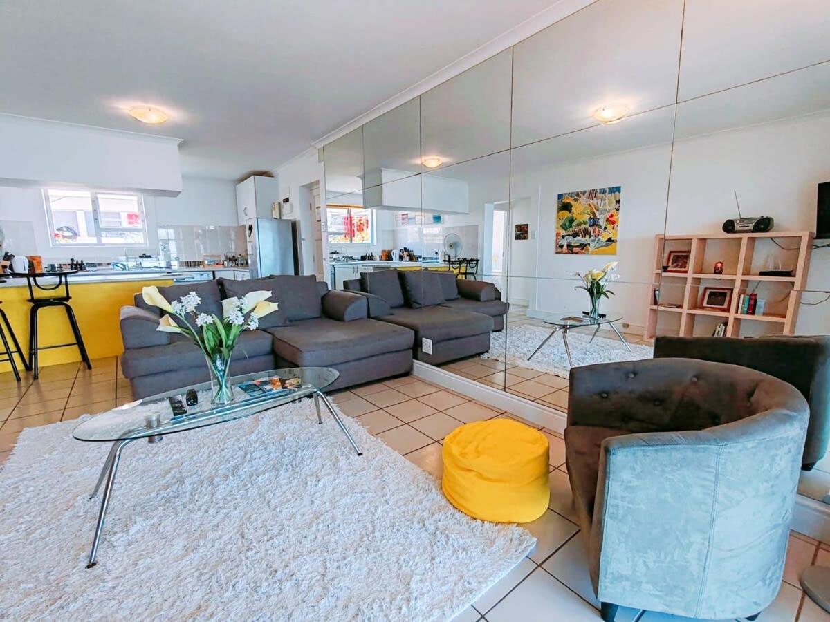 Bay Views Apartment Simonʼs Town Екстериор снимка